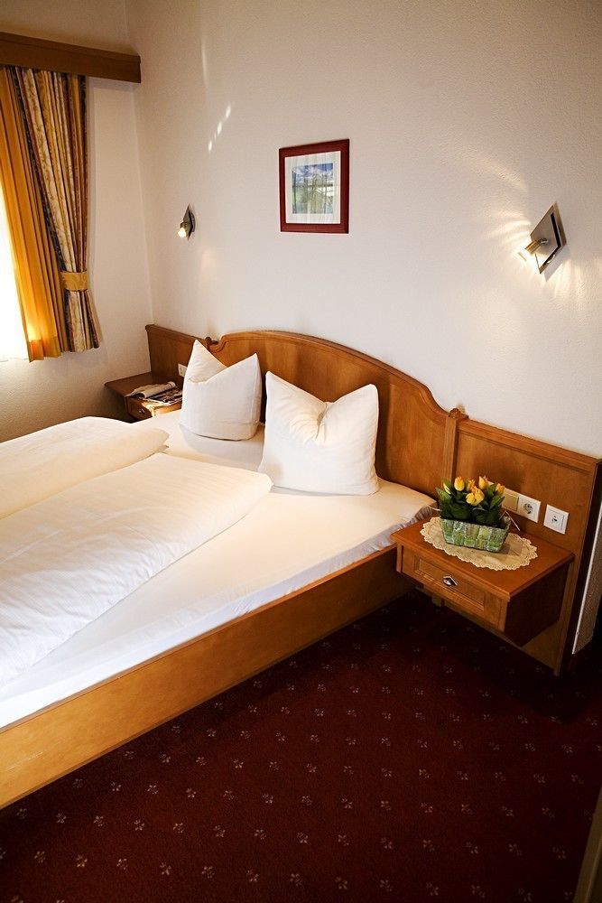 Apart Hotel Garni Strasser 젤암질러 외부 사진