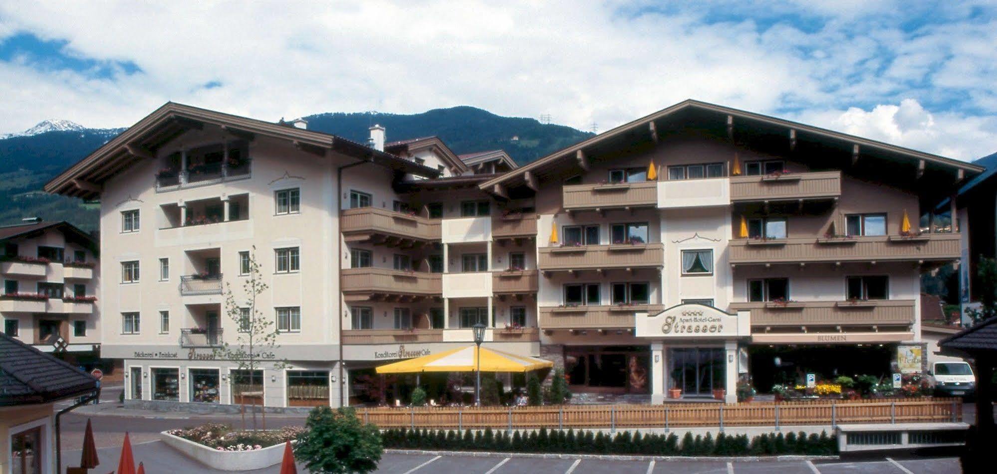Apart Hotel Garni Strasser 젤암질러 외부 사진